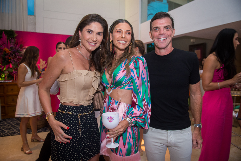 Cidia Bizarria, Angela Martain E Lorenso Bizarria