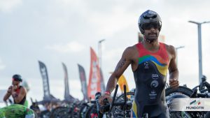 Copia De 06 1.11 Mundotri Logo 14