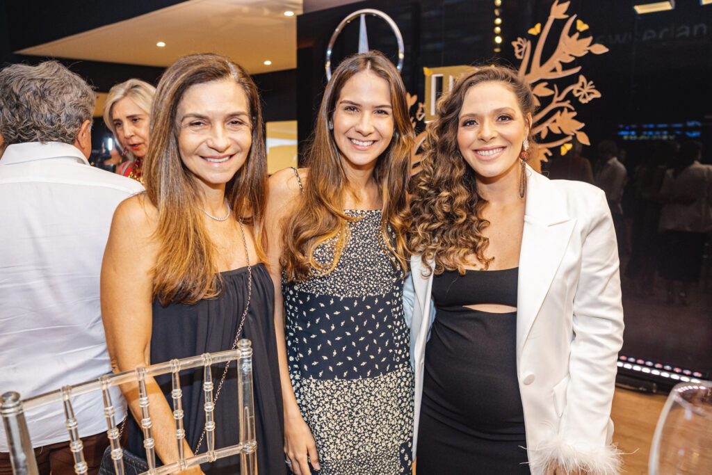 Cristina Brasil, Marina Brasil E Gabriela Carvalho