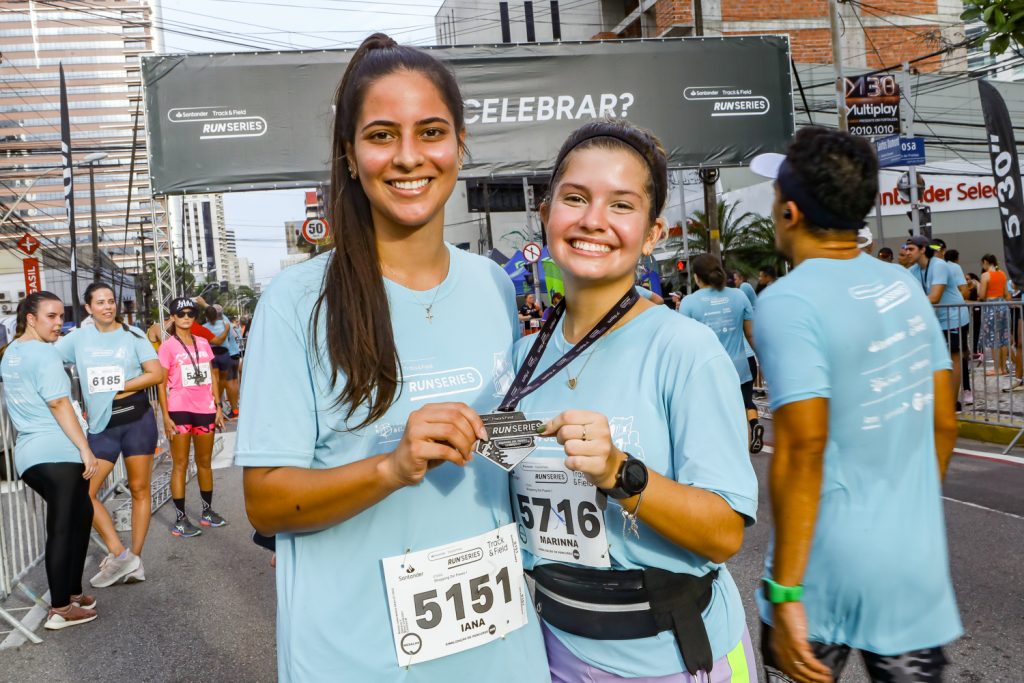 
				Diana Cruz e Marina Barroso 
				