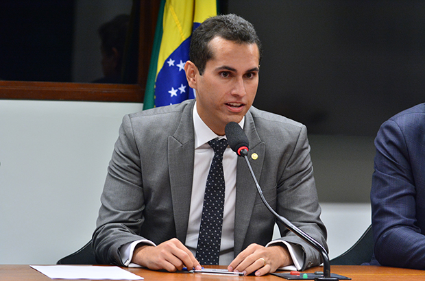 Na posse como novo corregedor, Domingos Neto espera firmar acordo de pacificação na Câmara