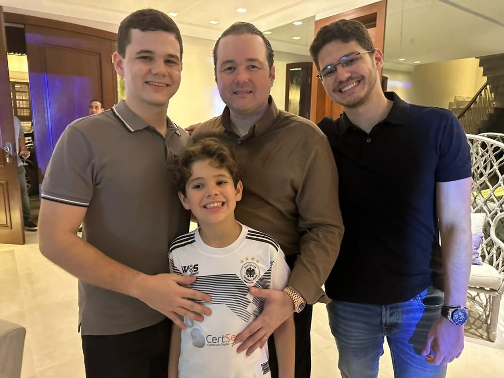 Edson, Constantino, Otávio E Otavinho Queiroz