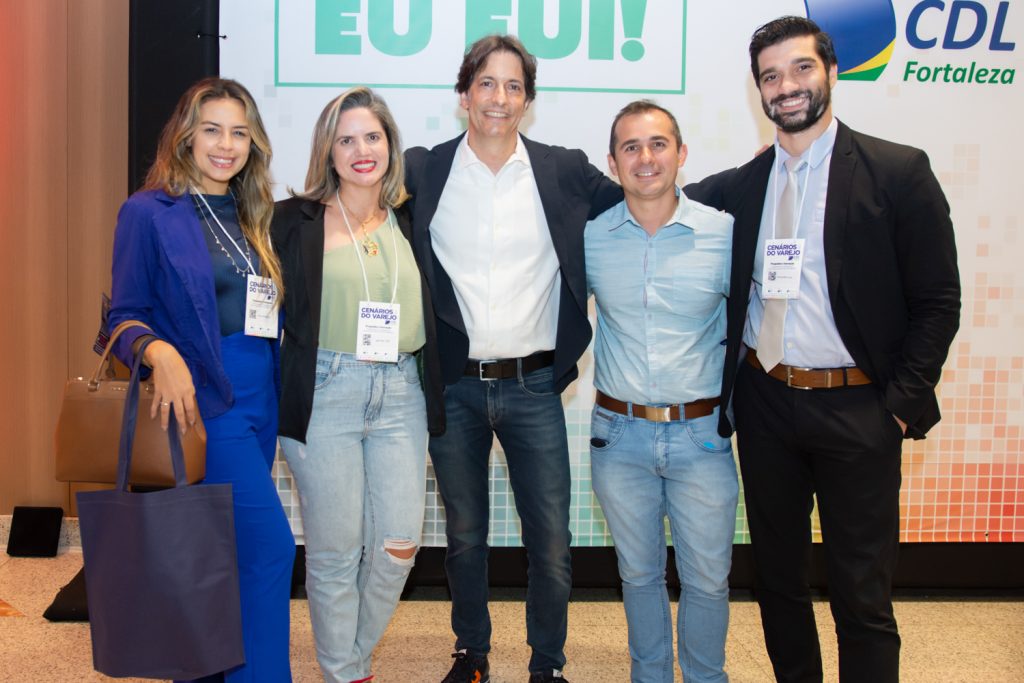 Enila Alves, Mayra Thé, Alberto Serrentino, Roberto Leite Junior E Alexandre Diniz