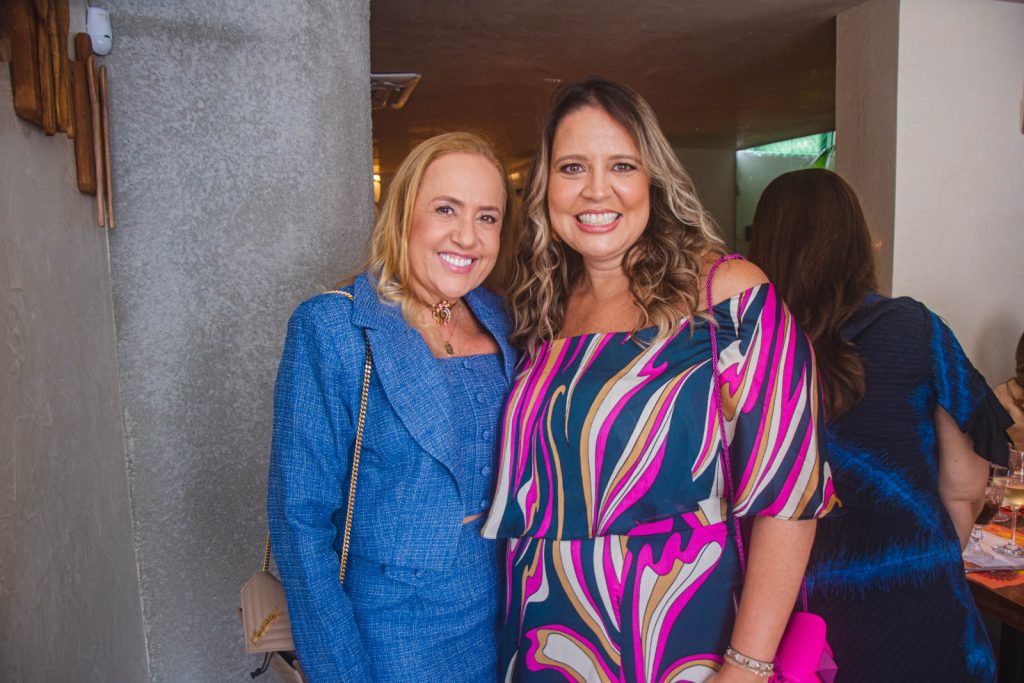 
				Fernanda Arruda e Luciana Colares  
				