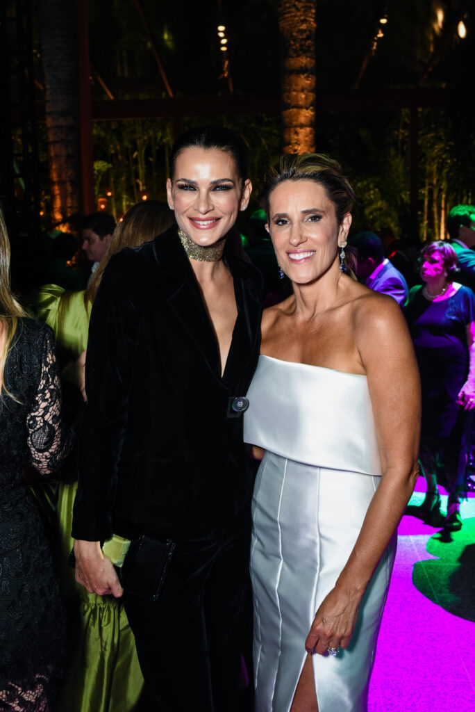 Fernanda Motta E Karla Marques Felmanas