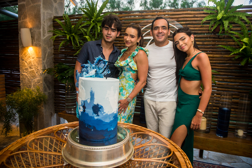 Fernando, Camila, Fernando E Maria Fernanda Quinderé (3)