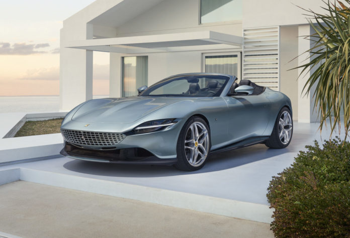 Ferrari revela a Roma Spider, seu novo esportivo conversível