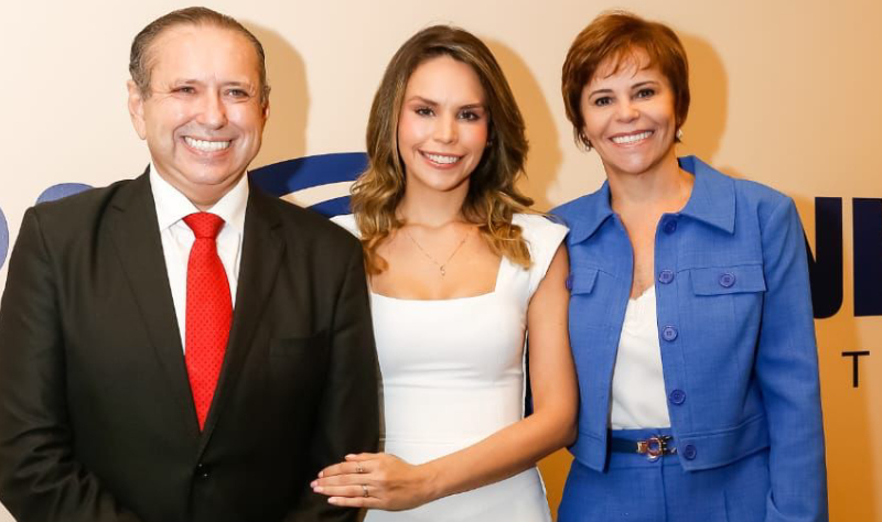 Gabriella Aguiar assume Unipace defendendo a ciência e a integração com todos os municípios do Ceará