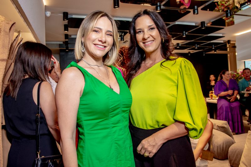 Dia Internacional da Mulher - Lenita promove talk show com a presença da jornalista de moda Mônica Salgado