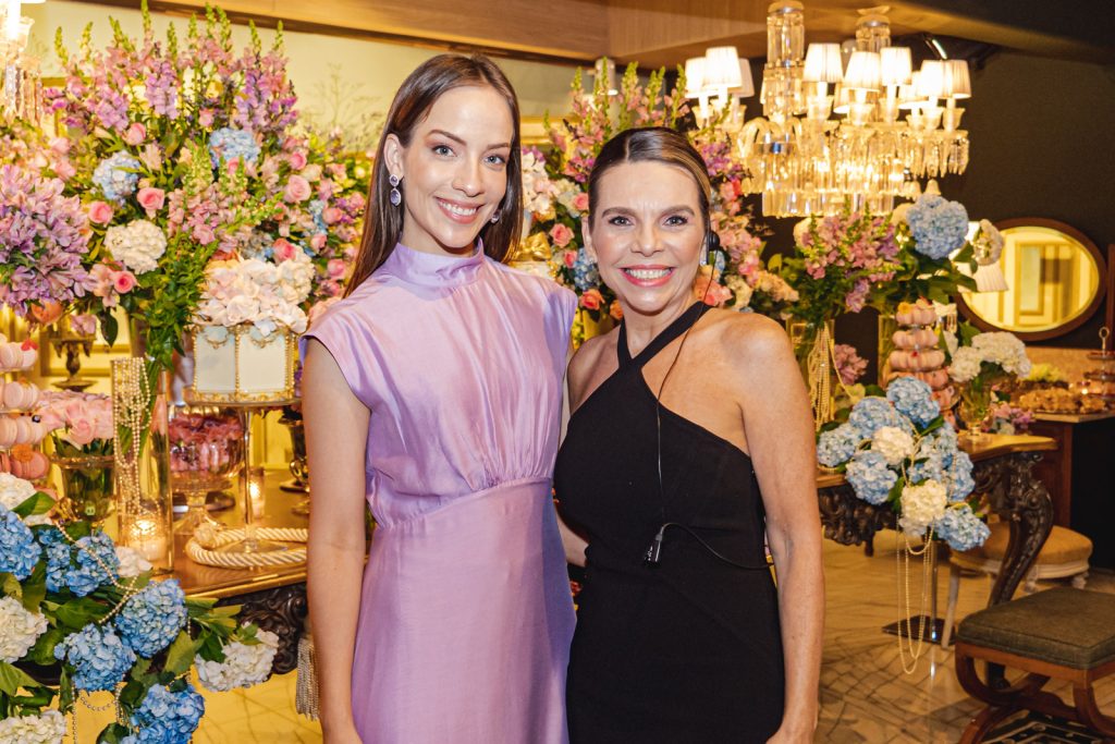 Geovana Bezerra E Lilian Porto