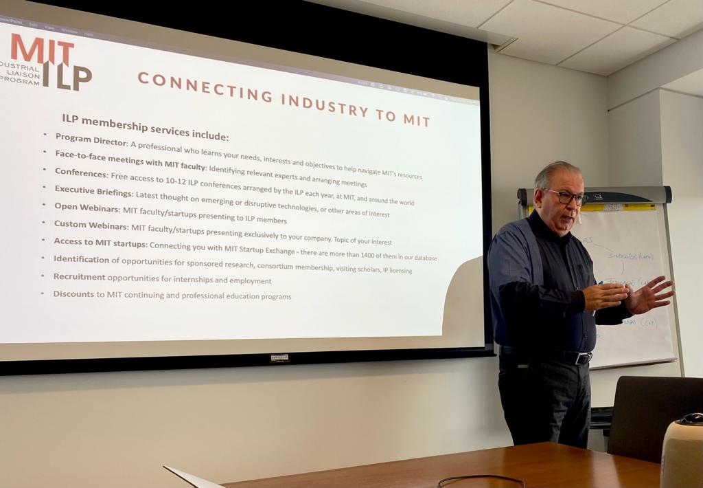 Ricardo Cavalcante apresenta Hub de H2V cearense a diretores de Projetos do MIT e MITei