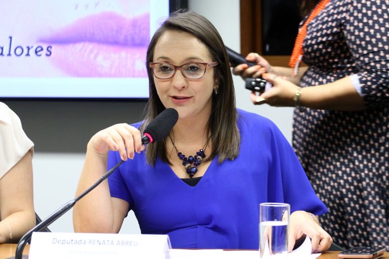 Projeto prevê metade das vagas para mulheres nos órgãos de direção de empresas estatais