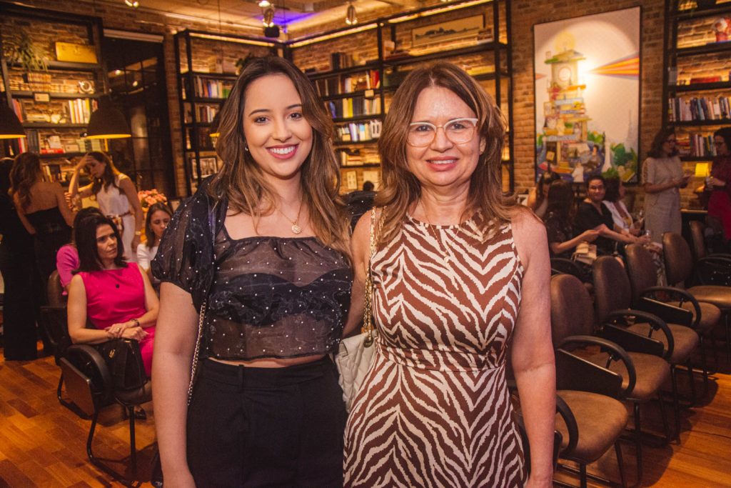 Ingrid Almeida E Jacqueline Almeida