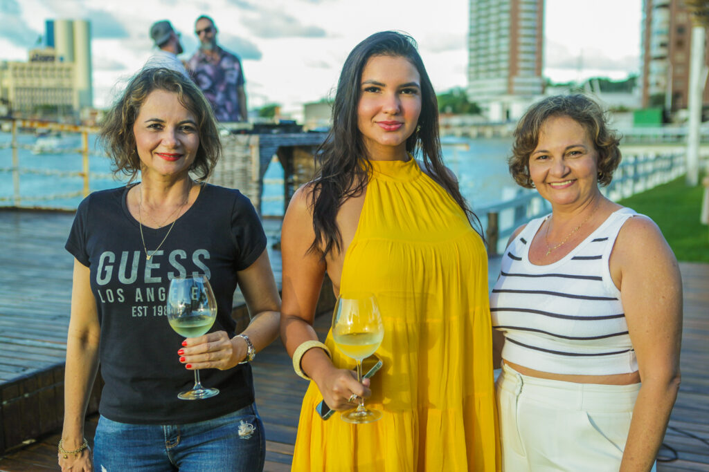 Isabel Brito, Rayla Rodrigues E Cristiane Brito (1)