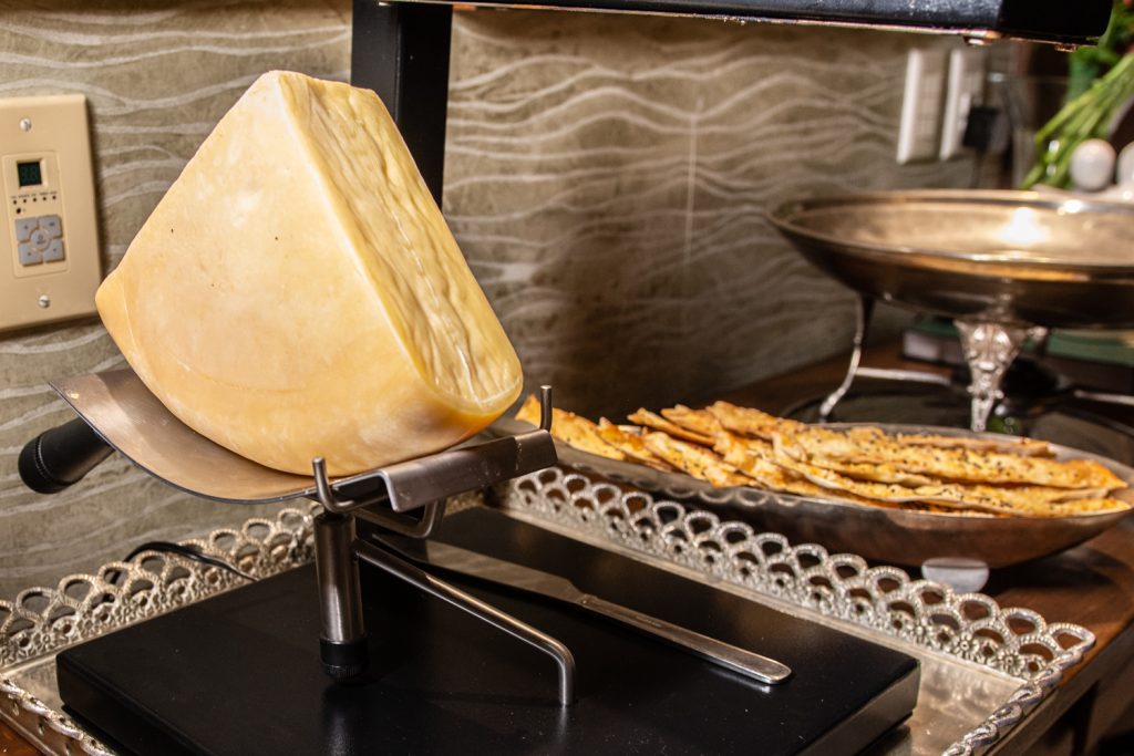 Jantar Exclusivo Da Wee Travel Com Convidados Especiais