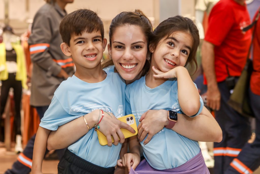 
				João, Manuela e Maria Rolim    
				