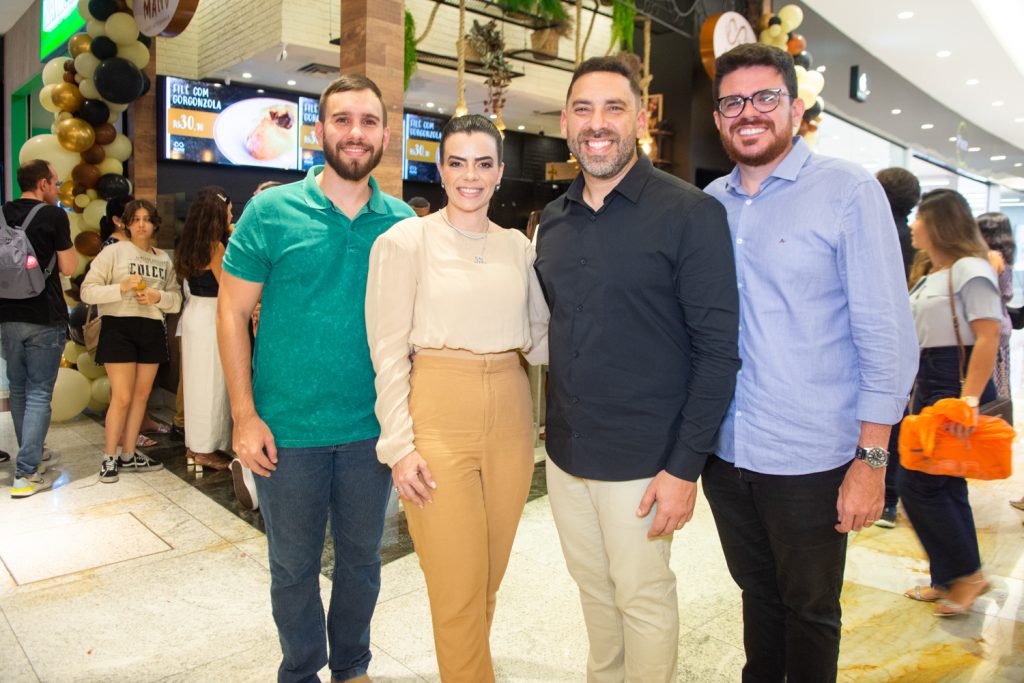 João Pedro Marques, Manu E Nagib Acário, Guilherme Ferreira Gomes