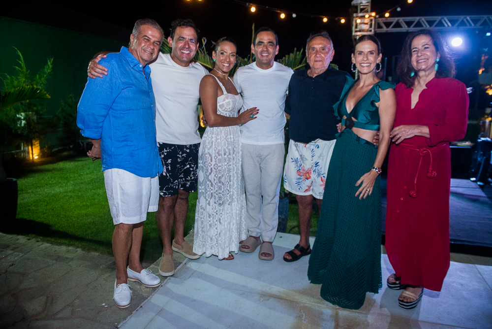 José Roberto Neves, Flávio Quinderé, Daniele Couto, Fernando Quinderé, Flávio Barbosa, Izabela Valencia E Lilian Quinderé Neves (2)