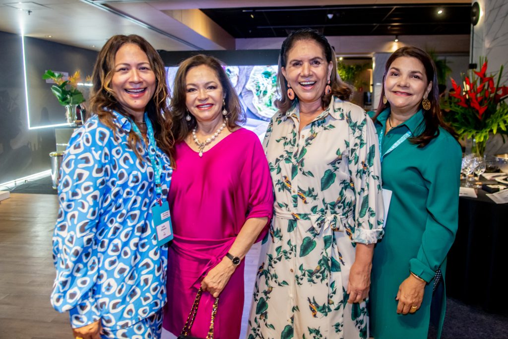 Júlia Oliveira, Maria Garcez, Ana D'aurea Chaves E Celina Castro Alves