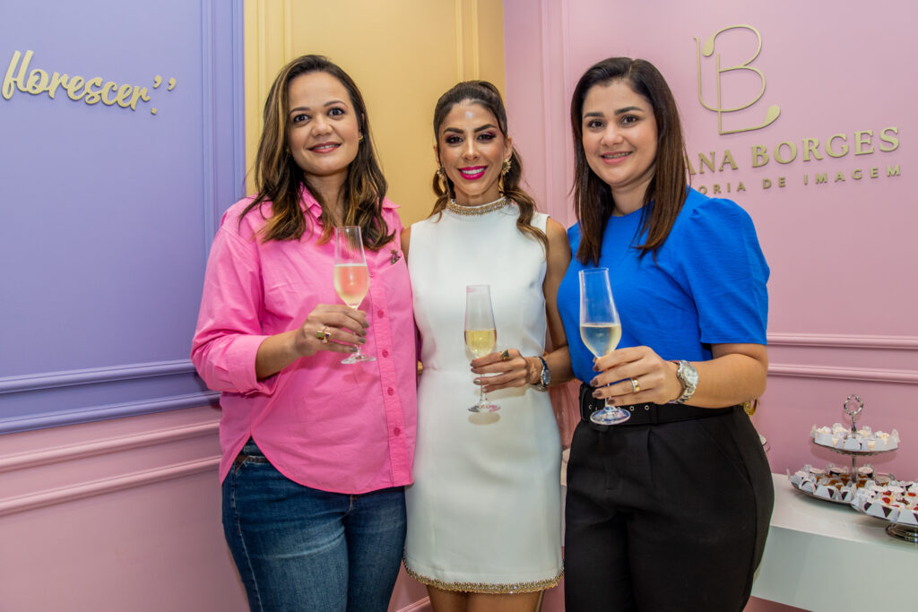 Karol Pontes, Luciana Borges E Raquel Botelho