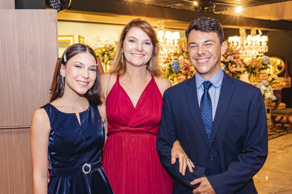 Leticia, Sandra E Cesar Reis