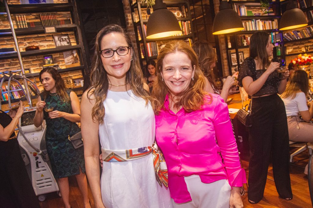 Manoela Crisostomo E Lidia Feitosa