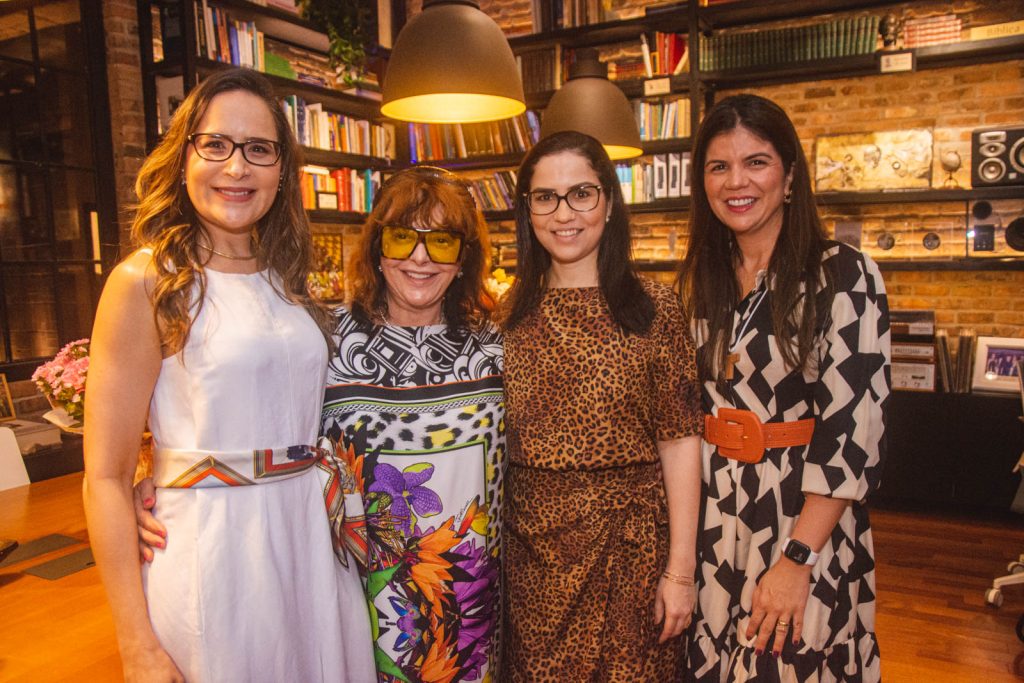 Manoela Crisostomo, Gladys Sidou, Marilia Crisostomo E Jamila Maciel