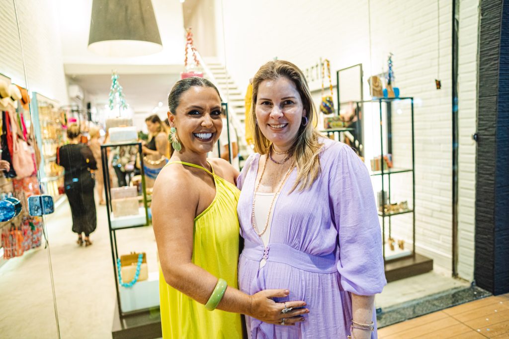 Manu Cysne E Adriana Loureiro