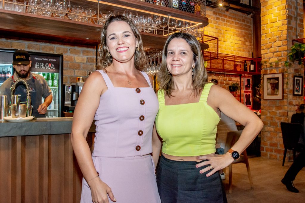 Manuella Arruda E Malbia Rolim