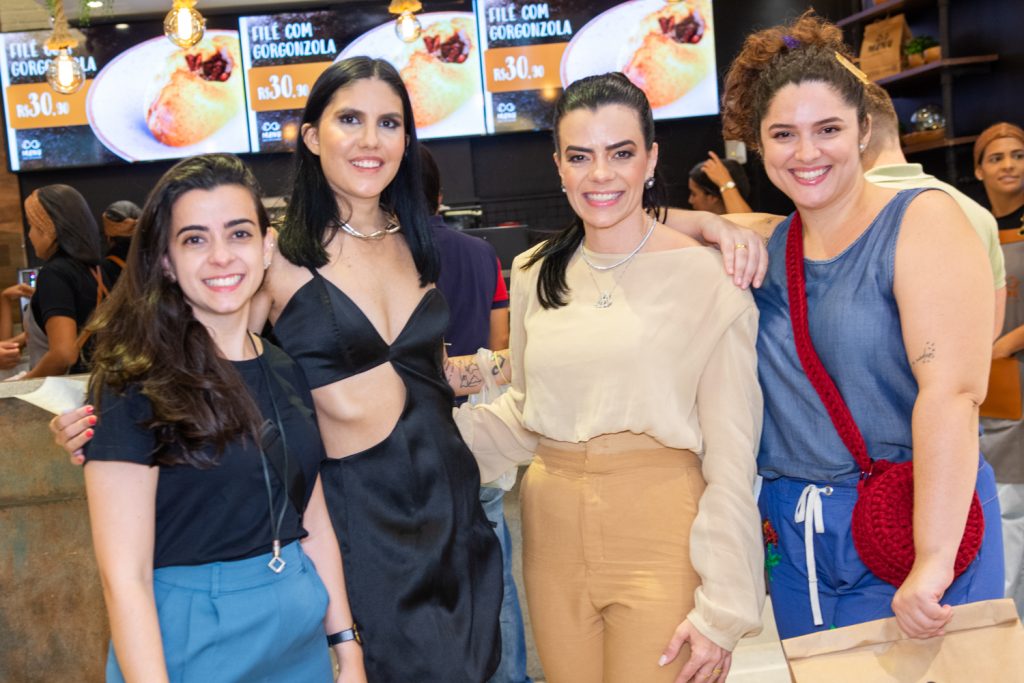 Marcela De Moura, Jessica Castro, Manu Acário E Gabriella Vidal