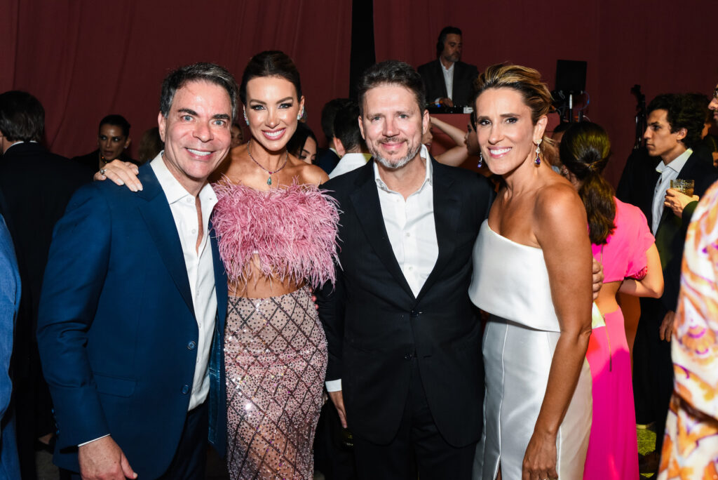 Marcelo, Claudia Bartelle, Pedro Bartelle E Karla Marques Felmanas