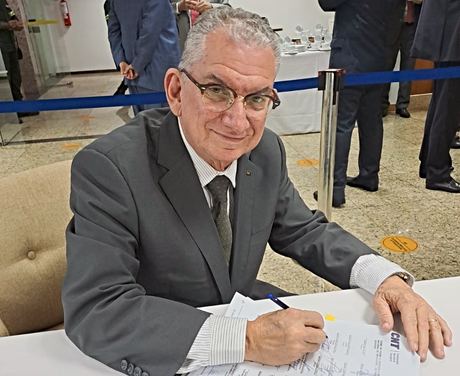 Marcelo Maranhão empossado como diretor de Transporte de Cargas da CNT