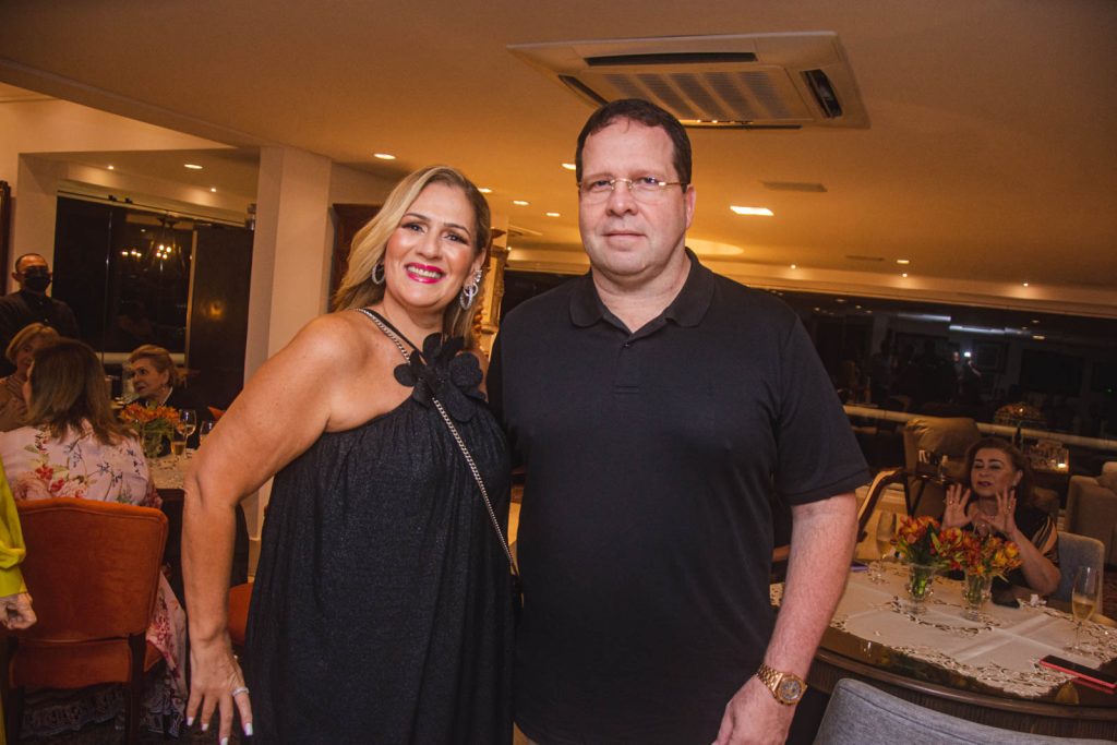 Marcia Peixoto E Edson Ventura