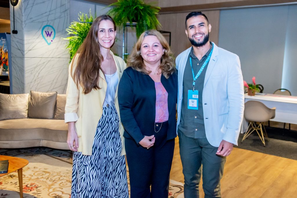 Mariana Grego, Catarina Martins E Renan Silva
