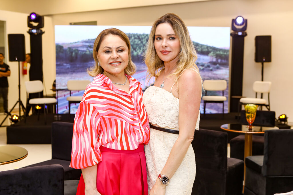 Meire Freire E Bernardete Claudino (1)