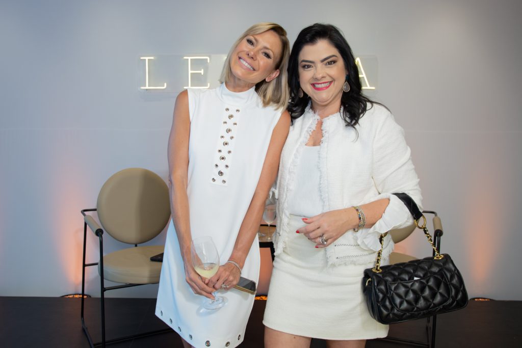 Mônica Salgado E Viviane Almada (3)