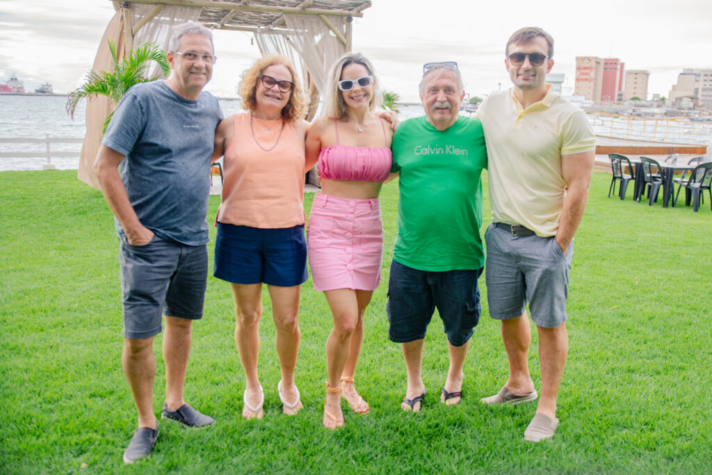 Murilo Marcio Benevides, Adriana Martins, Lorena Martins, Luiz De França Rocha E Igor Rocha