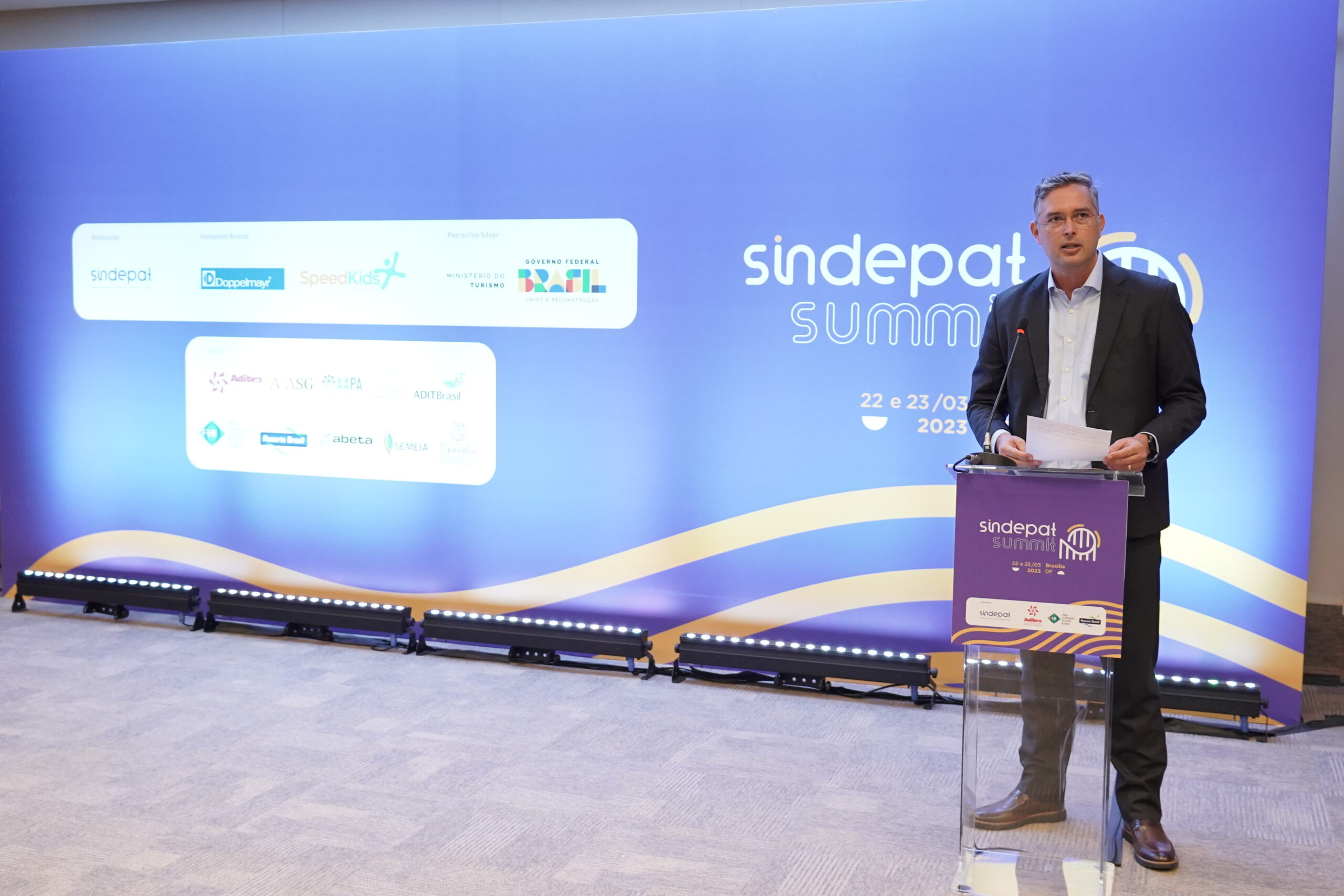 Murilo Pascoal apresenta as demandas do setor do entretenimento e turismo no Sindepat Summit 2023