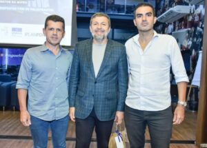 O Secretário Executivo Da Sde, Erick Vasconcelos, O Vice Prefeito De Fortaleza, Élcio Batista, E O Titular Da Sde, Rodrigo Nogueira