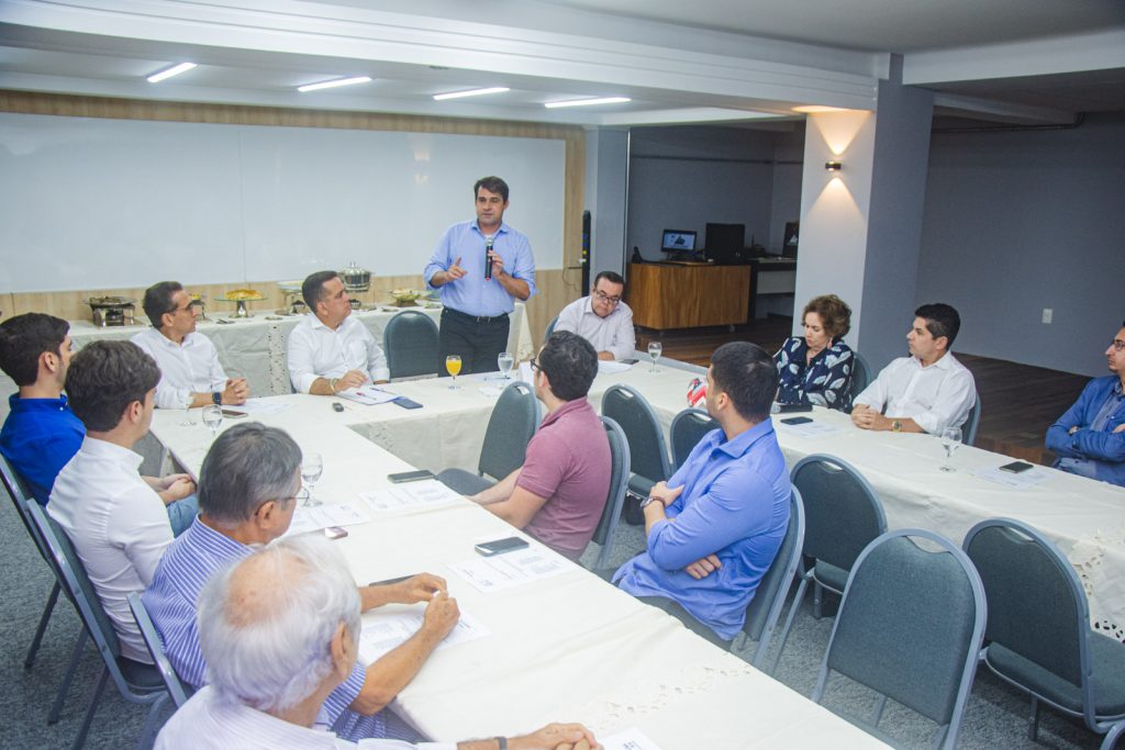 Palestra Com Salmito Filho Para O Amigos Em Acao (3)
