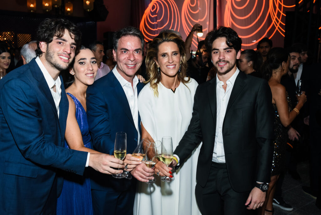 Pedro, Juliana, Marcelo, Karla E Eduardo