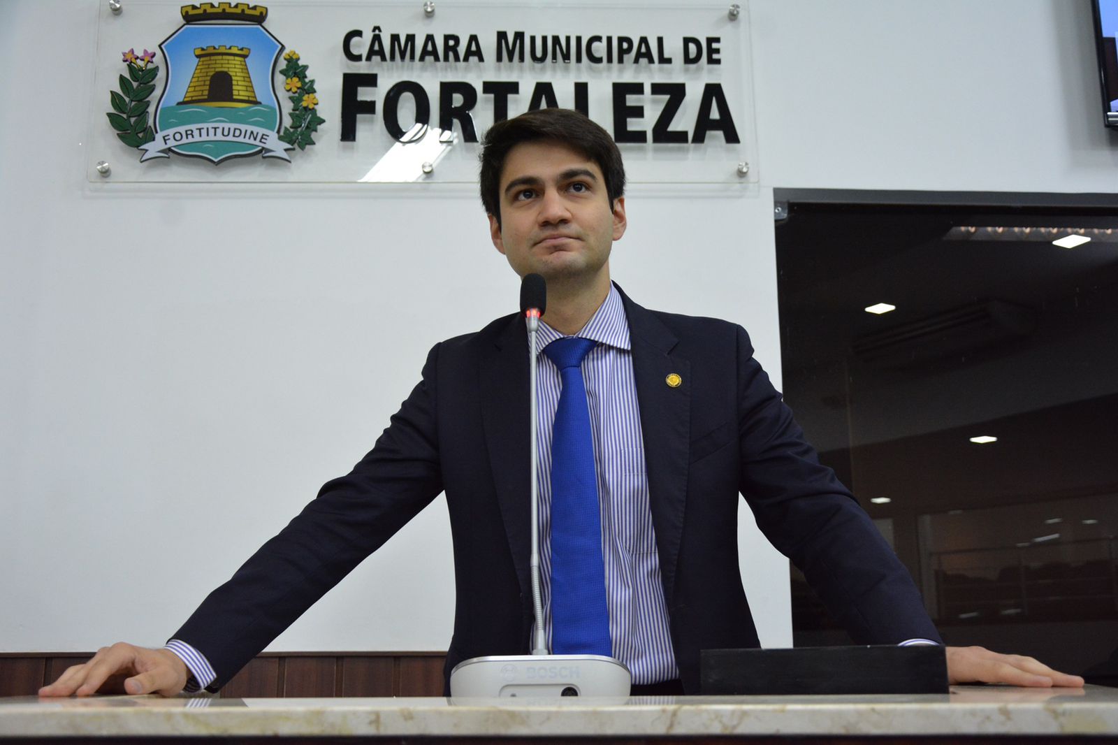 Pedro Matos solicita implantação do sistema de videomonitoramento nas escolas da rede pública de Fortaleza