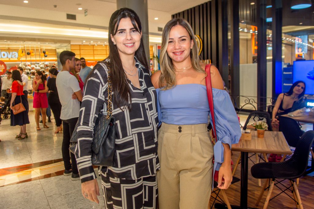 Priscila Fontenele E Charly Fernandes