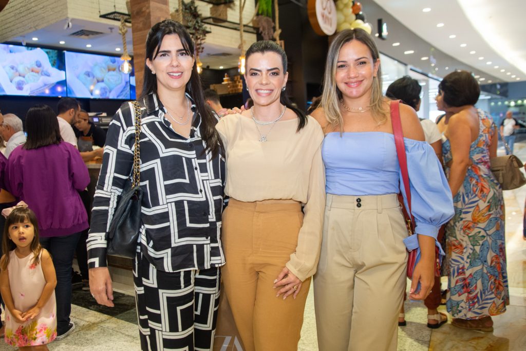 Priscila Fontinele, Manu Acário E Charly Fernandes