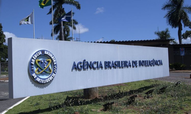 Governo Lula transfere Abin do Gabinete de Segurança Institucional para a Casa Civil