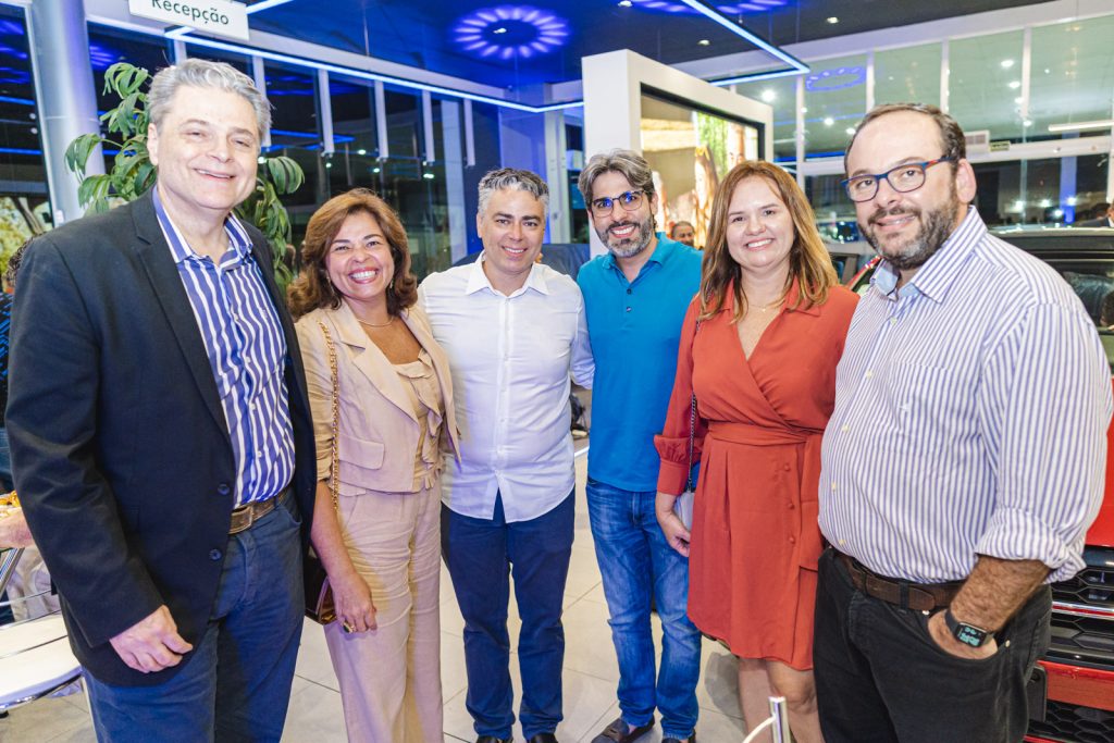 Ricardo Martinez, Debora Palacio, Silvio Palacio, Joao Franca, Elis Santos E Eduardo Porta