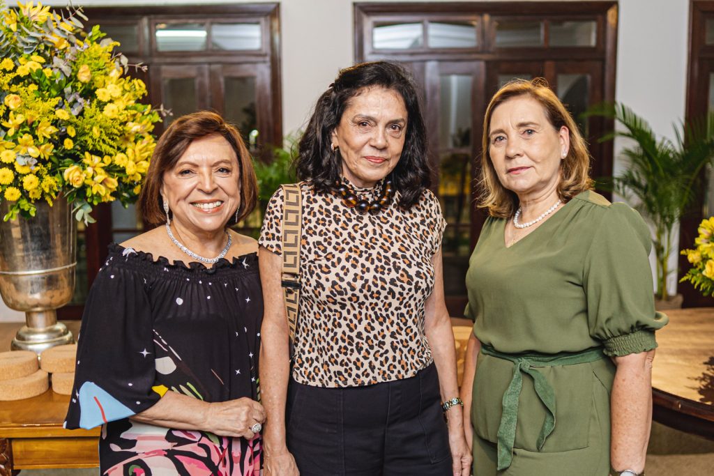 Rita Cruz, Riane Correia E Flavia Por Deus