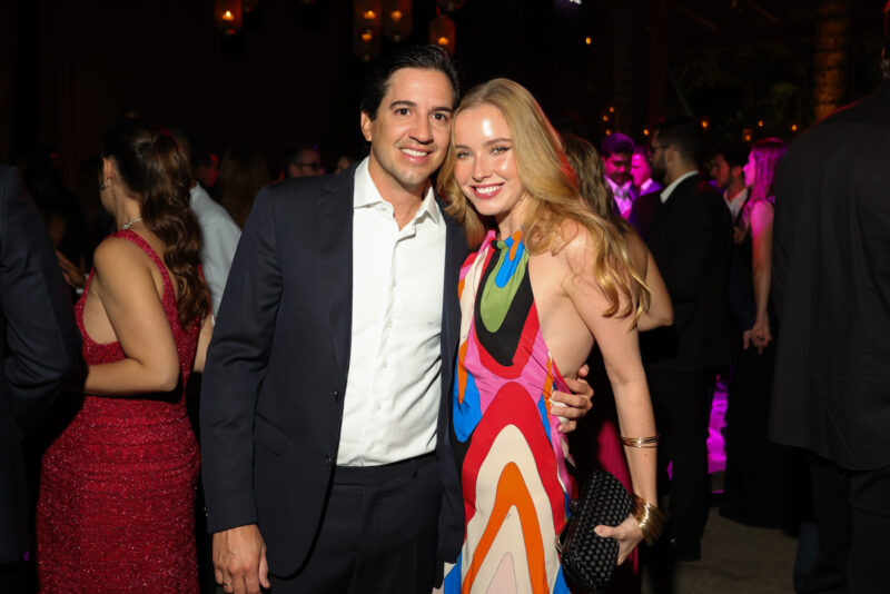 Love is in the air - Karla Marques e Marcelo Felmanas celebram bodas de prata com luxuosa festa ao som de Ivete Sangalo