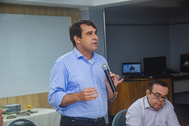 Desenvolvimento Econômico do Estado - Salmito Filho profere palestra exclusiva para empresários e investidores no auditório da Alessandro Belchior Imóveis
