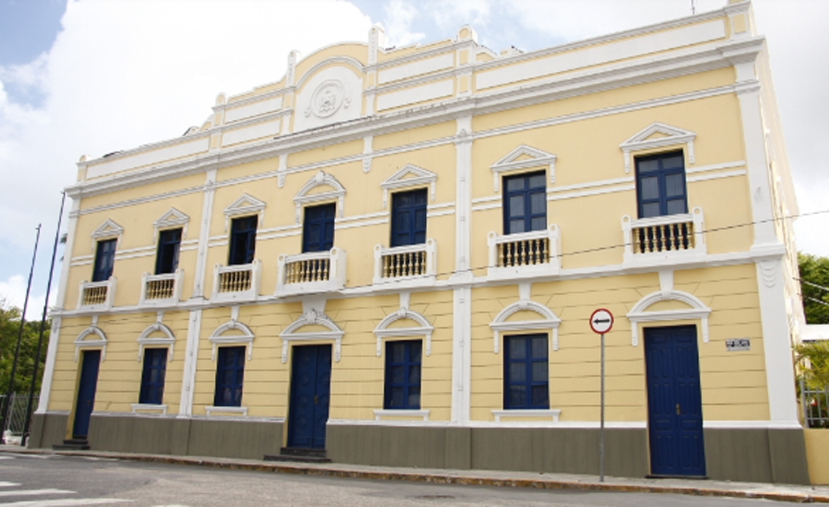 Prefeitura de Fortaleza lança edital para concurso público na Secretaria Municipal das Finanças